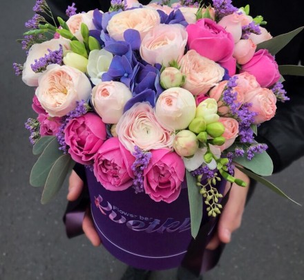 Flowers in a box №55 - peony roses, ranunculus, freesia, hydrangea